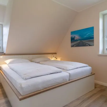 Reetdachhaus Boy's Huus Reetdachhaus Boy's Huus 5 Vakantiehuis